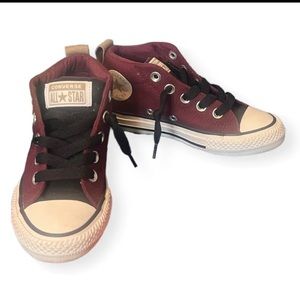 Kids size 12 converse. Never worn; no box